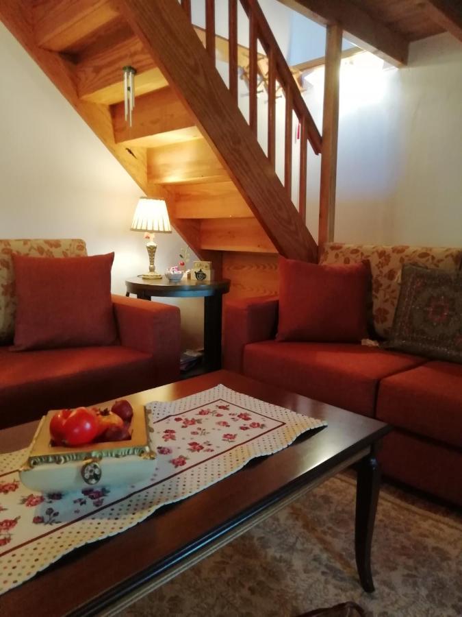 Cosy Lake House, Μια Ανάσα Πριν Τη Λίμνη Kalívia Exteriör bild