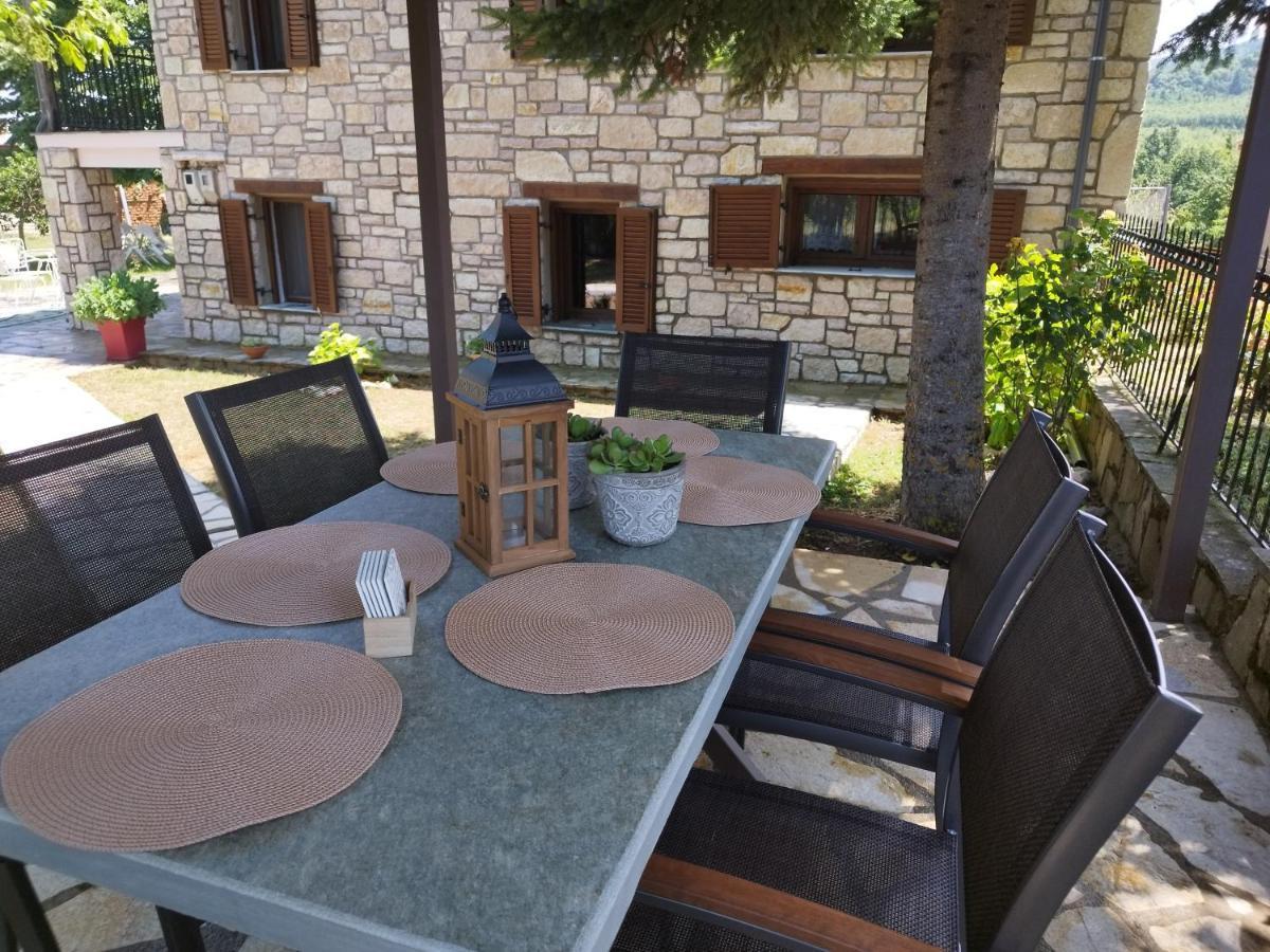 Cosy Lake House, Μια Ανάσα Πριν Τη Λίμνη Kalívia Exteriör bild
