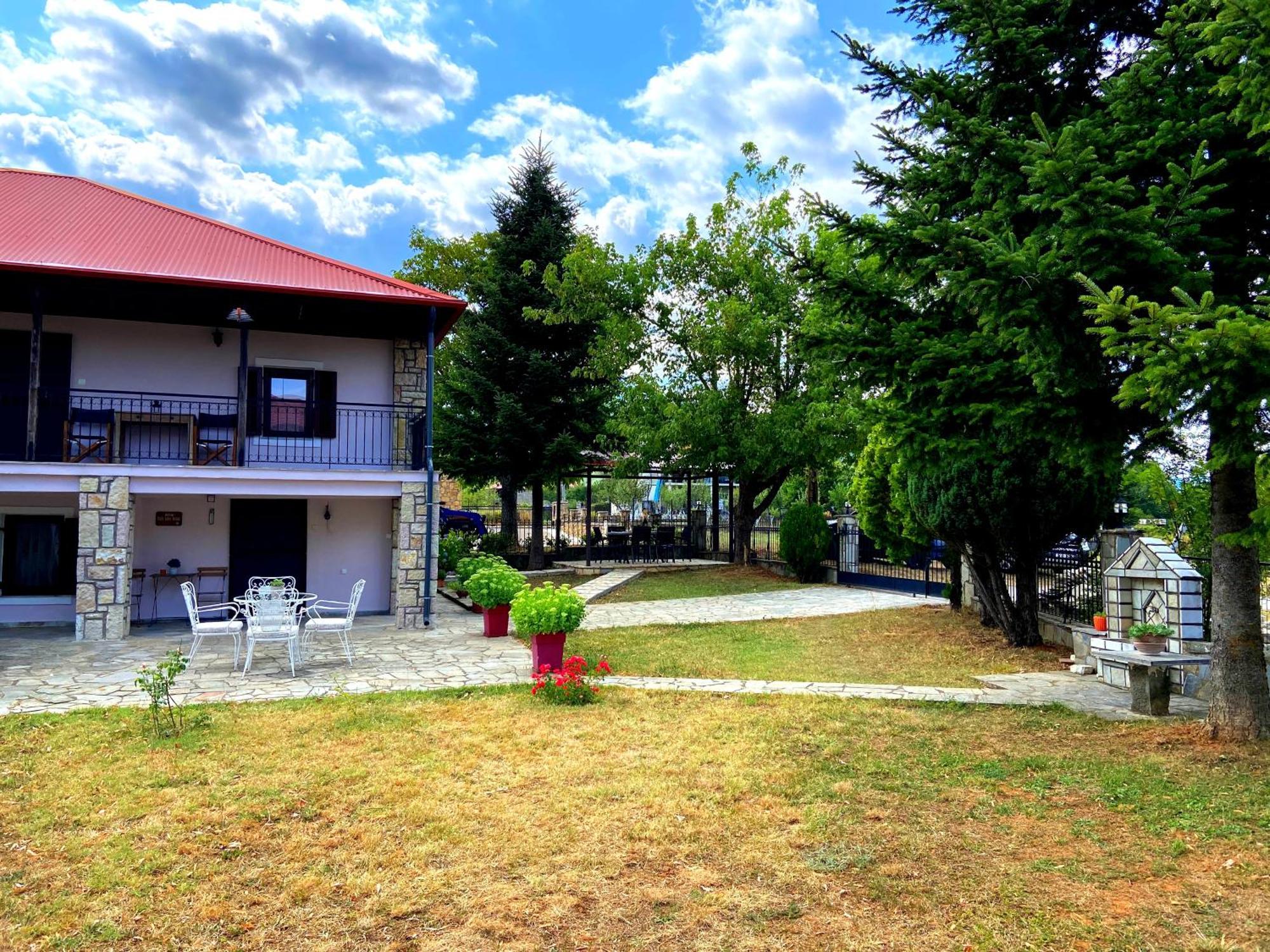Cosy Lake House, Μια Ανάσα Πριν Τη Λίμνη Kalívia Exteriör bild