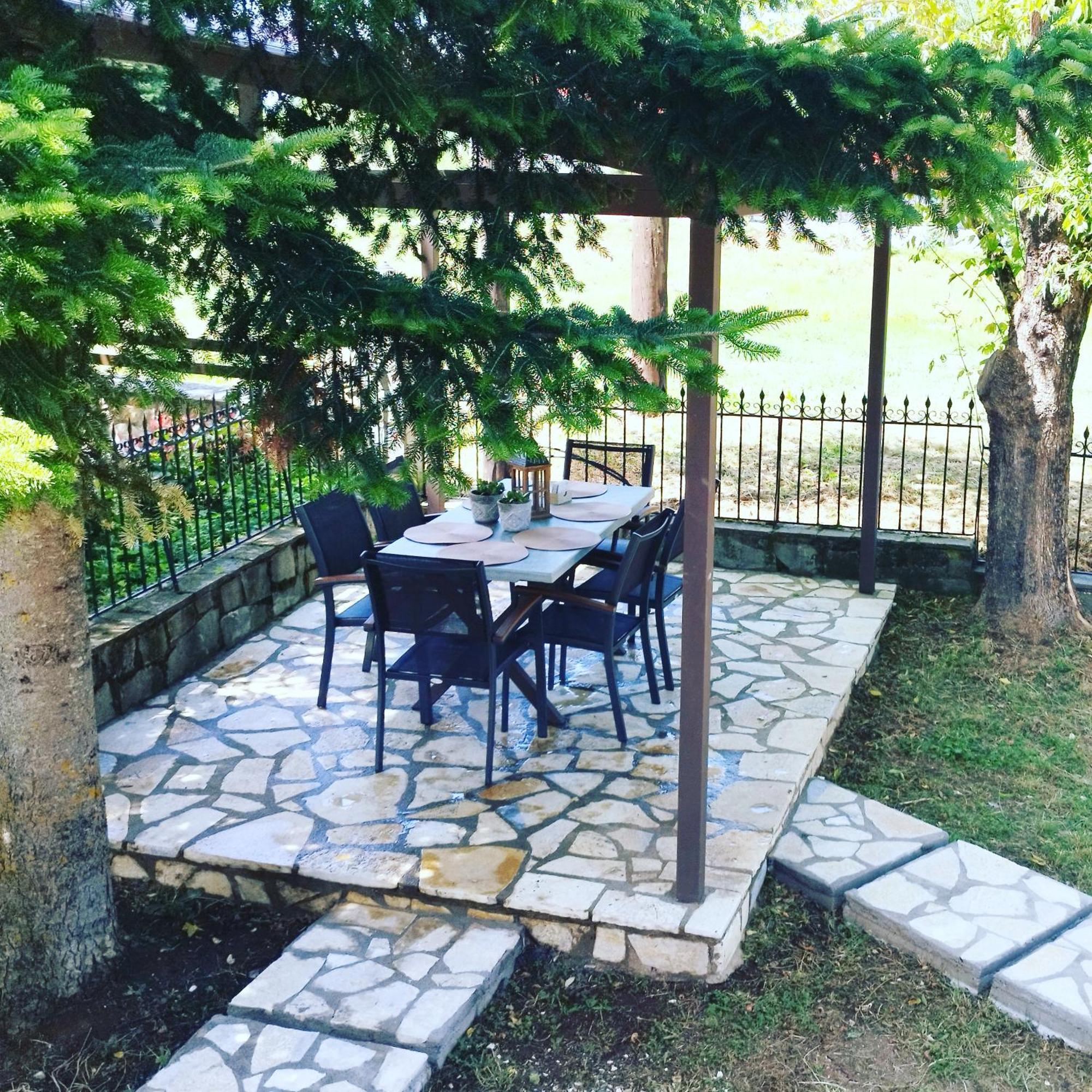 Cosy Lake House, Μια Ανάσα Πριν Τη Λίμνη Kalívia Exteriör bild